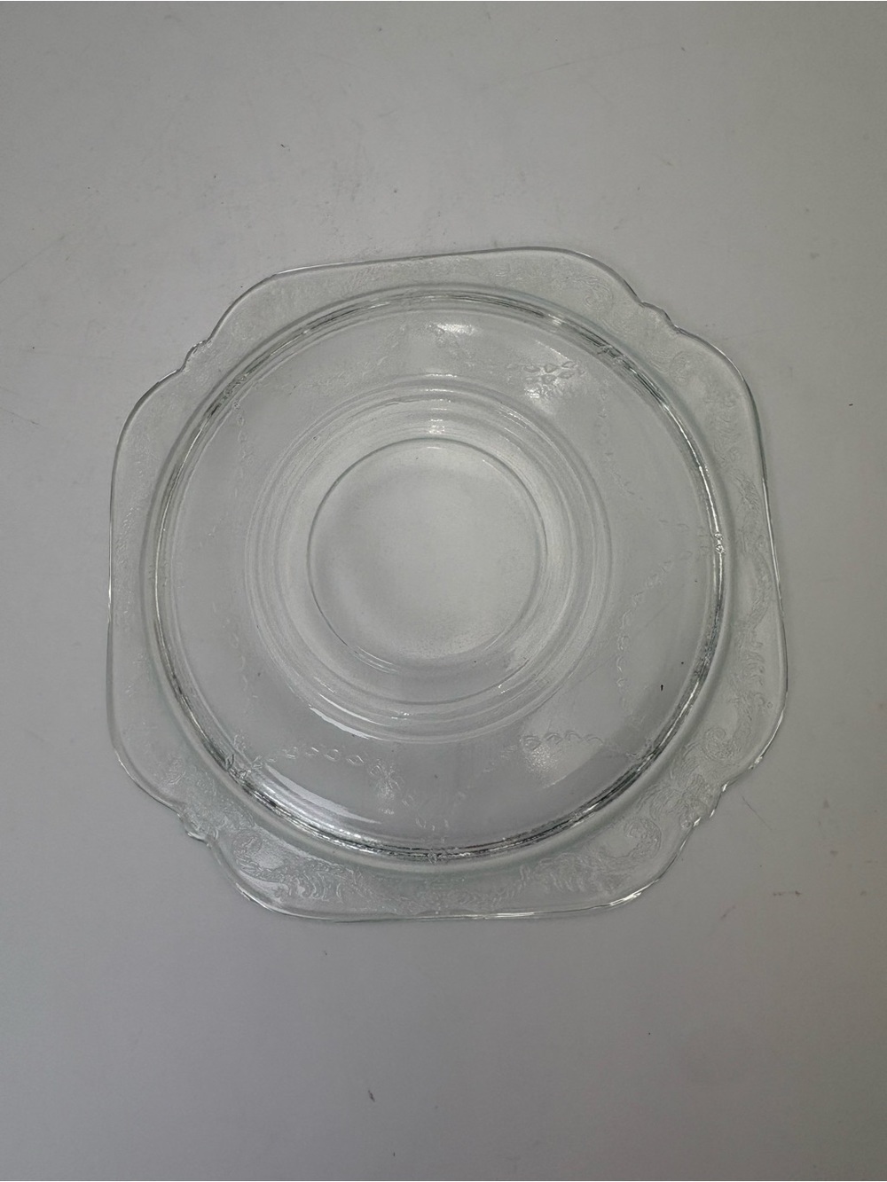 Vintage Indiana Glass Clear  Decorative Saucer -  Scalloped Edge - Picture 6 of 10